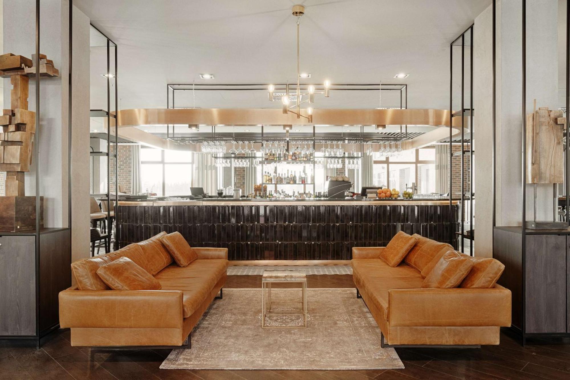 Radisson Blu Resort & Conference Center, Ostroda Mazury エクステリア 写真 The bar at the 100 East 53rd Street location